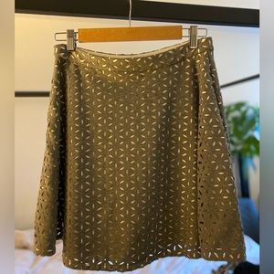 Club Monaco Carved Floral Fit & Flare Skirt, Size 6, Grey, Like New